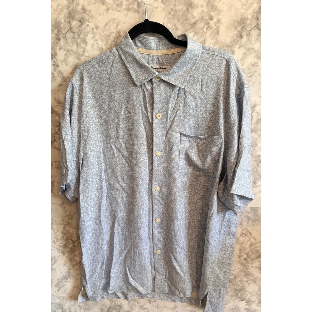 Tommy Bahama 100% Silk Light Blue Geometric Print Button Up Shirt L‎